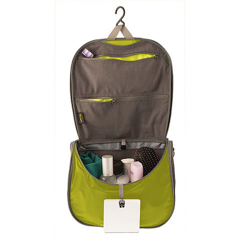 Sea to Summit Travelling Light ™ Hanging Toiletry Bag