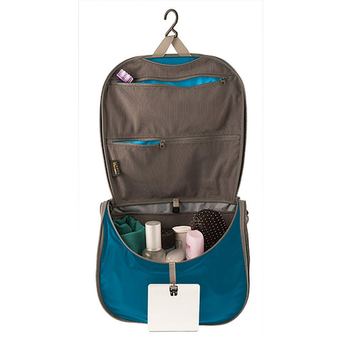 Sea to Summit Travelling Light ™ Hanging Toiletry Bag